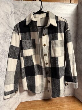 Black & White Plaid Utility Shacket Jacket